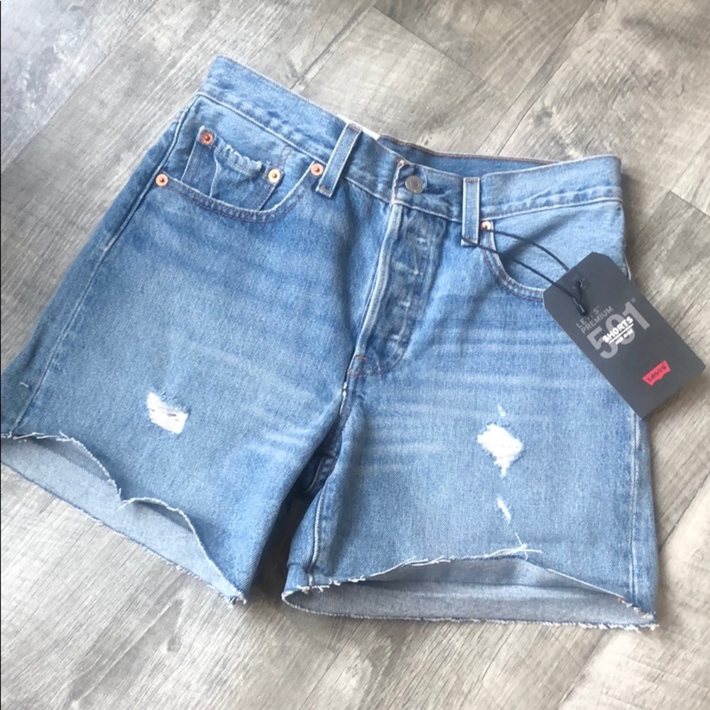 NEW NWT Levi’s 501 Long Shorts Cutoffs - Picture 4 of 7